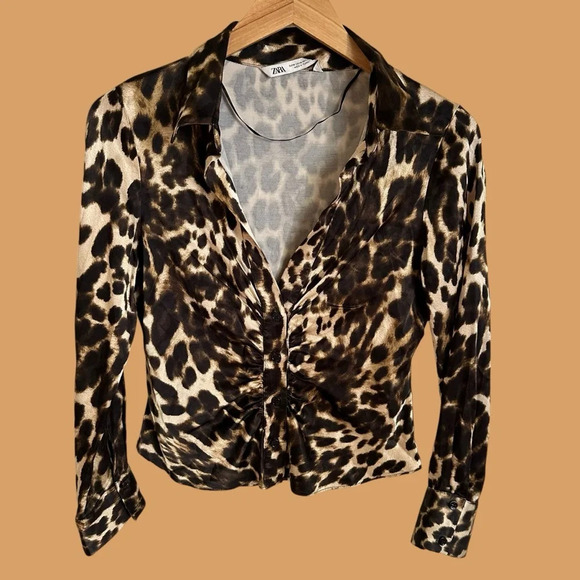 Zara Women’s Medium Satin Effect Ruched Button Down Blouse Leopard Print V Neck - Picture 3 of 7
